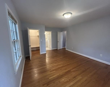 14 Maryland Avenue - Photo Thumbnail 8