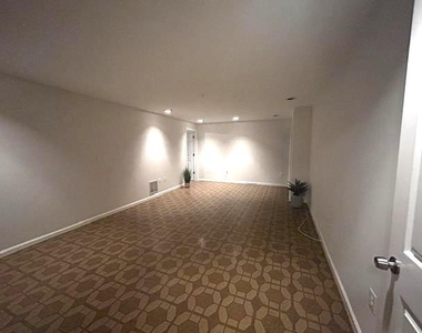 14 Maryland Avenue - Photo Thumbnail 15