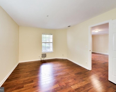10823 Hampton Mill Terrace - Photo Thumbnail 13