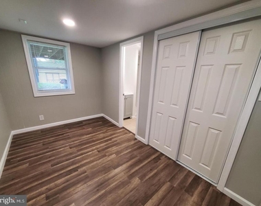 4306 Knowles Avenue - Photo Thumbnail 9