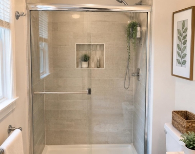 17479 Queen Elizabeth Drive - Photo Thumbnail 13