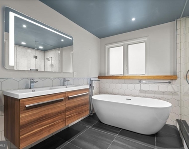 5517 Mohican Road - Photo Thumbnail 31