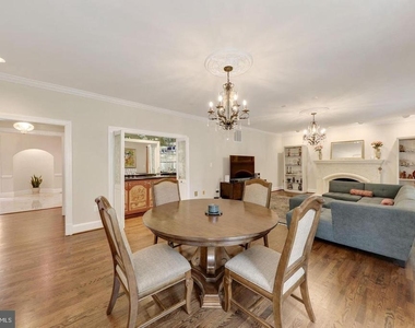 9809 Hall Road - Photo Thumbnail 21