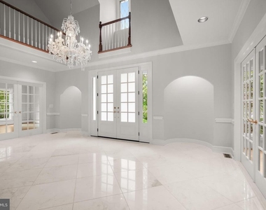 9809 Hall Road - Photo Thumbnail 3