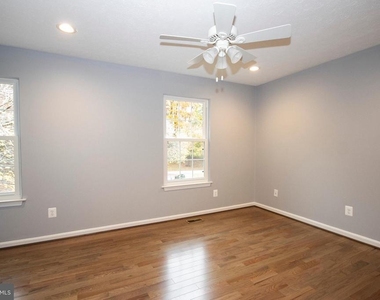 9432 Loch Leven Court - Photo Thumbnail 13