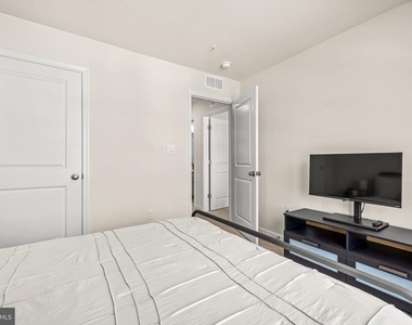 154 Hannock St - Photo Thumbnail 38
