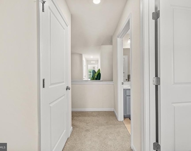 154 Hannock St - Photo Thumbnail 36