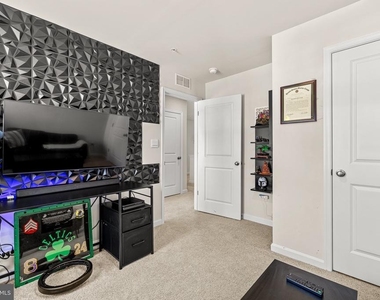 154 Hannock St - Photo Thumbnail 19