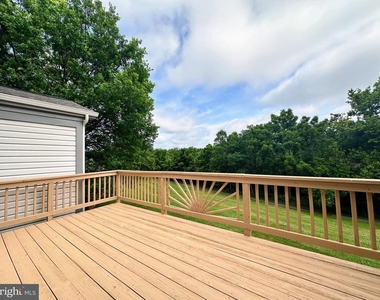 925 Jubal Way - Photo Thumbnail 26