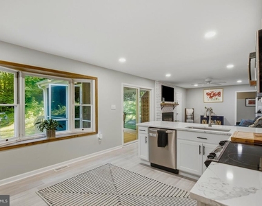 2641 Dogwood Lane - Photo Thumbnail 8