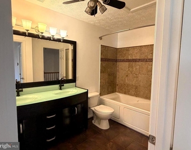 5310 Castlestone Drive - Photo Thumbnail 25