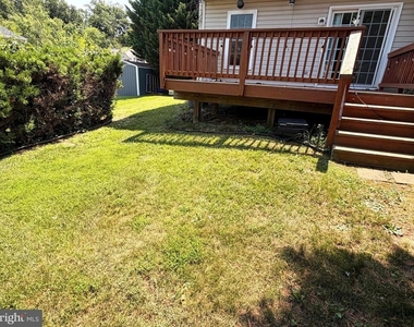 5310 Castlestone Drive - Photo Thumbnail 12