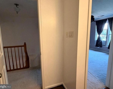 5310 Castlestone Drive - Photo Thumbnail 20