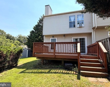 5310 Castlestone Drive - Photo Thumbnail 11