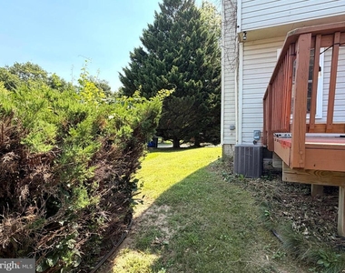 5310 Castlestone Drive - Photo Thumbnail 13