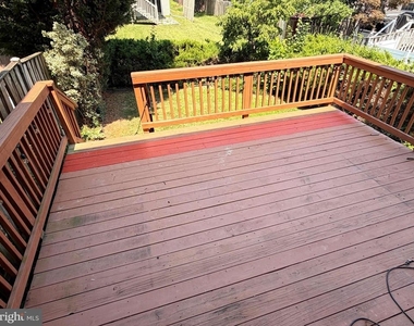 5310 Castlestone Drive - Photo Thumbnail 9