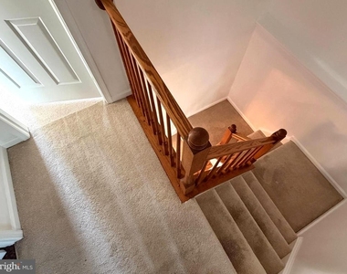 5310 Castlestone Drive - Photo Thumbnail 16