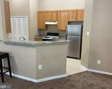 2054 Hunting Ridge - Photo Thumbnail 9