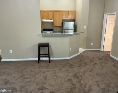 2054 Hunting Ridge - Photo Thumbnail 10