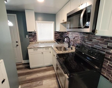 501 Archer Street - Photo Thumbnail 4