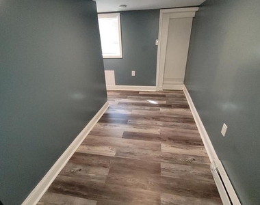 501 Archer Street - Photo Thumbnail 12