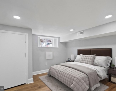 2640 E Oliver Street - Photo Thumbnail 17