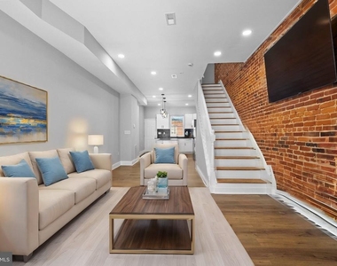 2640 E Oliver Street - Photo Thumbnail 1