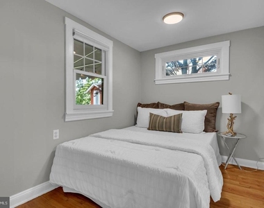 155 Ridgeway Circle - Photo Thumbnail 19