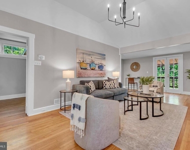 155 Ridgeway Circle - Photo Thumbnail 12