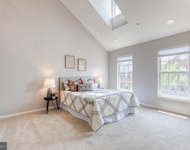 1503 Martock Lane - Photo Thumbnail 27
