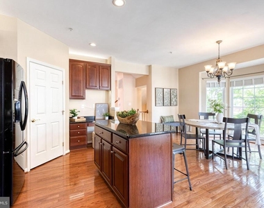 1503 Martock Lane - Photo Thumbnail 17