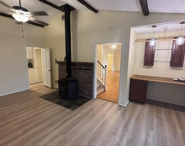 308 Sorel Court - Photo Thumbnail 21