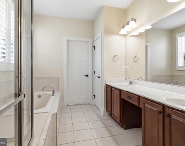 1113 Chevron Road - Photo Thumbnail 21