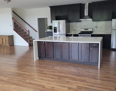 174 Acton Road - Photo Thumbnail 7