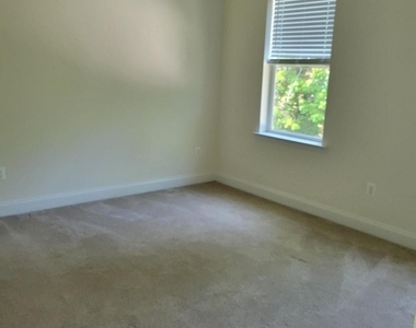 174 Acton Road - Photo Thumbnail 14
