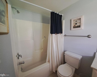 17245 Queen Anne Way - Photo Thumbnail 24