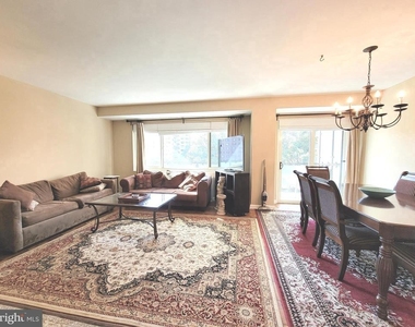 4201 Cathedral Avenue Nw - Photo Thumbnail 3