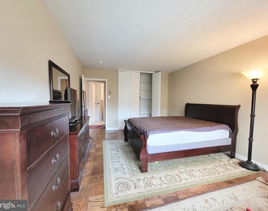 4201 Cathedral Avenue Nw - Photo Thumbnail 12