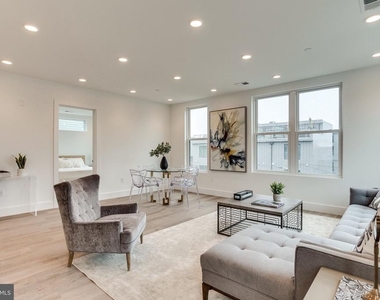 646 Newton Place Nw - Photo Thumbnail 5