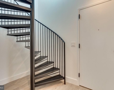 646 Newton Place Nw - Photo Thumbnail 23