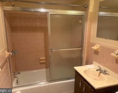 2107 Fort Davis Street Se - Photo Thumbnail 12