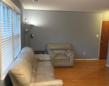 2107 Fort Davis Street Se - Photo Thumbnail 5