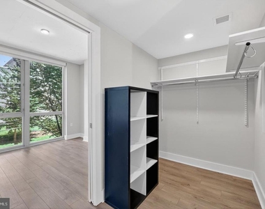 88 V Street Sw - Photo Thumbnail 20