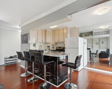 950 25th Street Nw - Photo Thumbnail 6