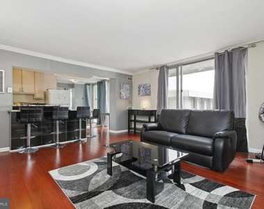 950 25th Street Nw - Photo Thumbnail 4