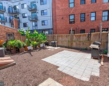 815 L Street Se - Photo Thumbnail 15