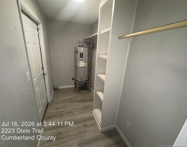 2223 Dixie Trail - Photo Thumbnail 9