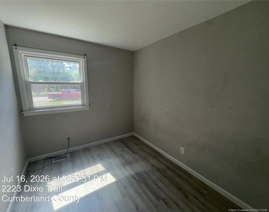 2223 Dixie Trail - Photo Thumbnail 15