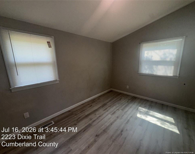 2223 Dixie Trail - Photo Thumbnail 11