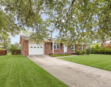6604 Vaughn Road - Photo Thumbnail 13